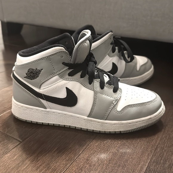 Nike Jordan - Picture 2 of 4